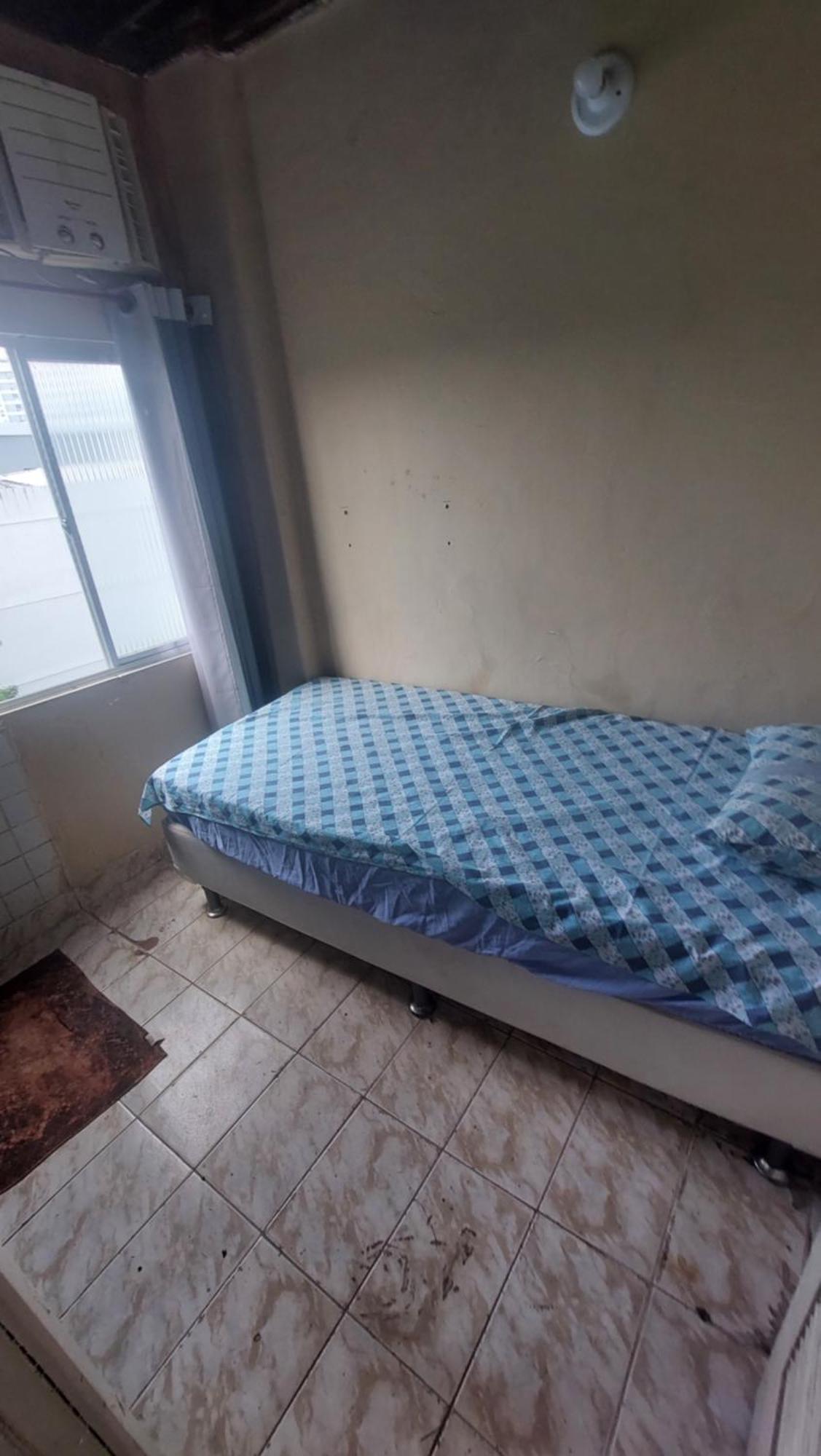 Bom E Familiar Hostal