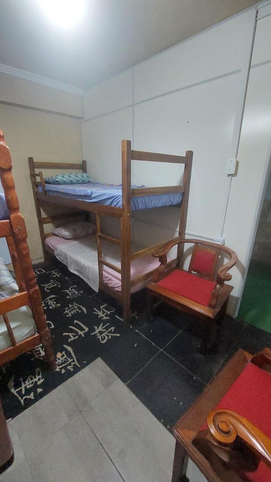 Bom E Familiar Hostal *