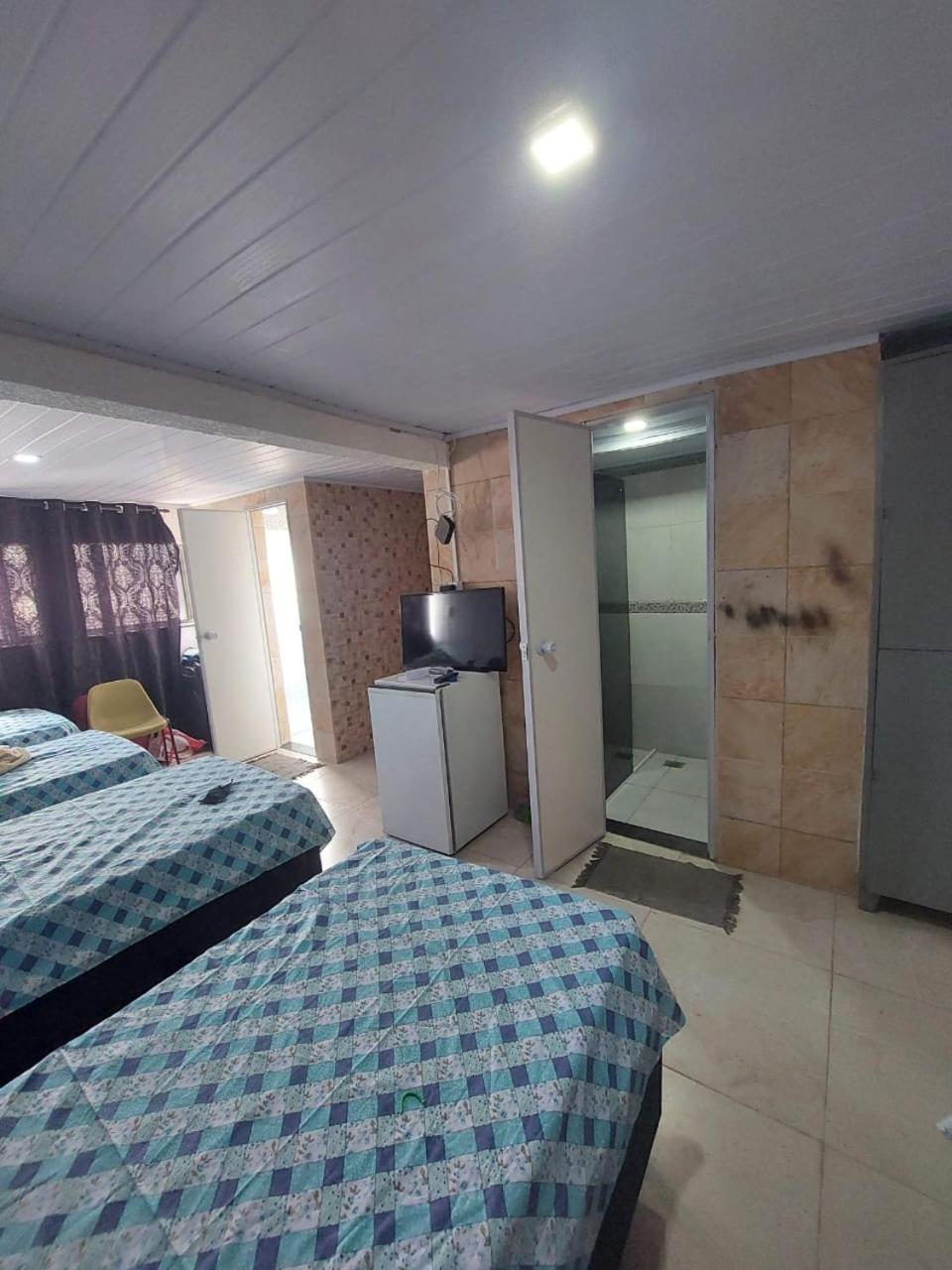 Bom E Familiar Auberge de jeunesse *